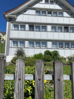 Exterior detail - Vacation apartment in the village of Urnäsch-Appenzell (Urnäsch)