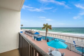 Property grounds - Cozy 1-bedroom apartment with AC in beautiful Ormond Beach tropic sun (Ormond Beach)