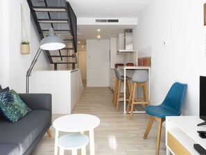 TV - URBAN SUITES SITGES 1 by Interhome (Sitges)