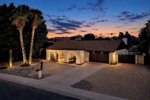 Exterior - Spacious Phoenix Oasis w/ Pool & Game Room (Phoenix)