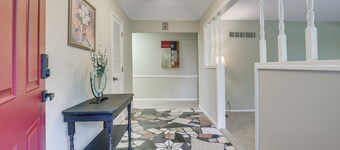 13 Mi to Arrowhead: Family-Friendly Home w/ Yard