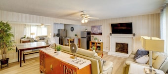 Family Home 5 Mi to Dtwn Riverside & Hospital!