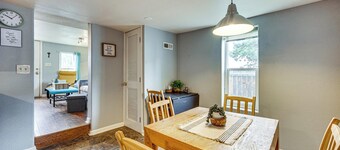 Walk to Park, Trails & Pub! Palmer Lake Cottage