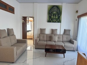 Living area - Villa Bagus (Banjar)