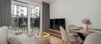 Beige Apartment | Parking | Furnished Terrace