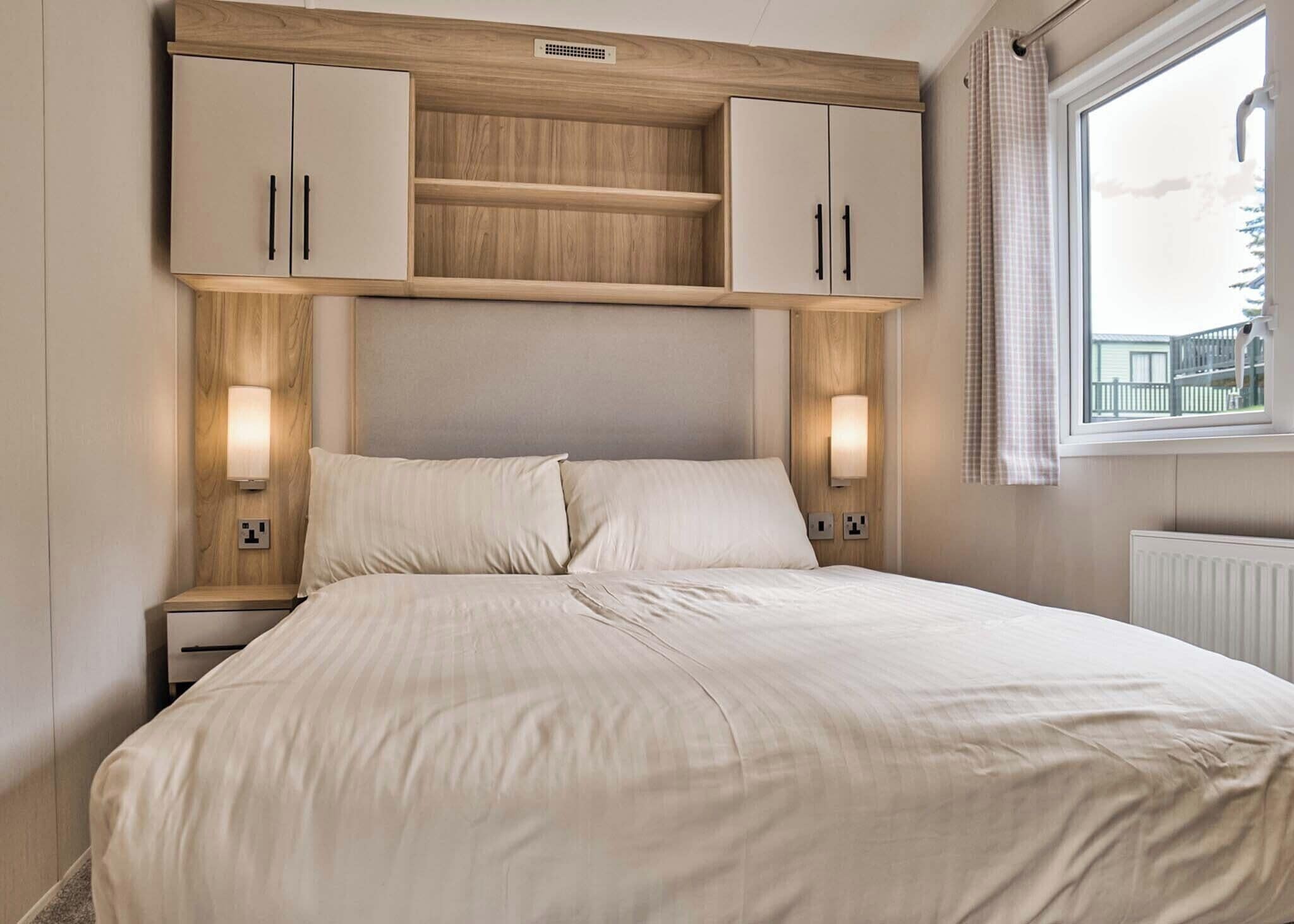 2 bedrooms
