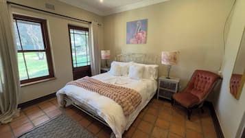 House, 5 Bedrooms, Patio
