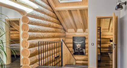 Vacation log cabin Black Forest 3 - Luxury chalet with sauna & whirlpool on the Feldberg