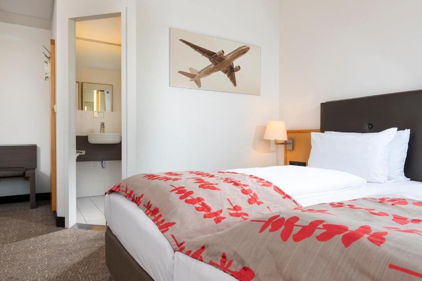 Sunday Frankfurt Wheelchair Accessible Room - Offenbach
