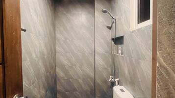 Shower, bidet, towels, soap