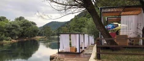 Plage privée, bar de plage