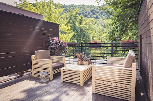 Hotel Tazz- River Front Oasis Collection