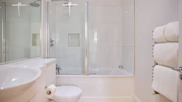 Apartamento, sacada | Banheiro