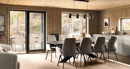 Villa Fossen with sauna and jacuzzi