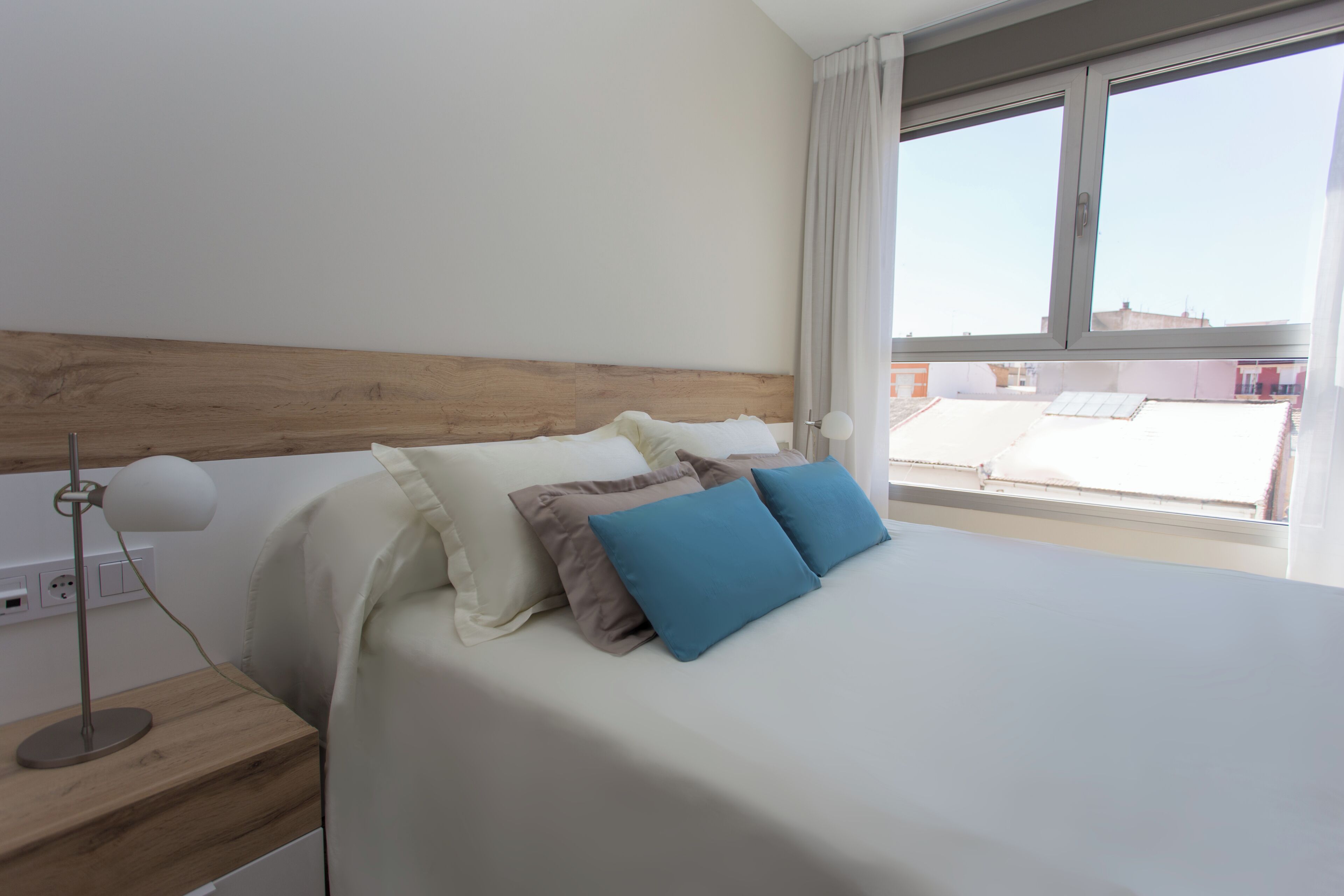 Soundproofing, iron/ironing board, free WiFi
