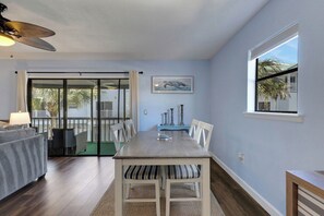 Dining - Updated Townhome | Pool | Game Room | Steps to Beach (Indian Shores)