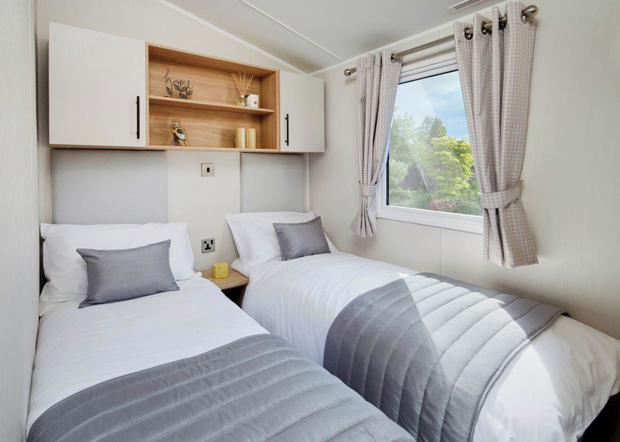 Our Silver Caravans Are A Great Base For Any Family Holiday. - Ayrshire