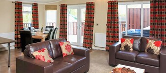 Luxury Lodge 3 bed Hot Tub