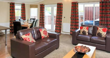 Luxury Lodge 3 bed Hot Tub
