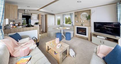 Platinum 3 Pets allowed Sleeps 6