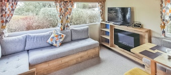 Gold Plus 2 Pets allowed Sleeps 4