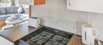 Gold Plus 2 Pets allowed Sleeps 4
