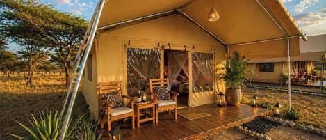 Deluxe Tent | Terrace/patio