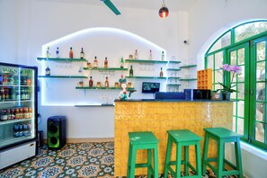 酒吧（店内）