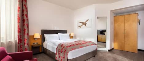 Desk, iron/ironing board, free WiFi, bed sheets