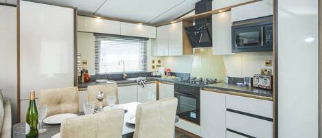 Fridge, oven, stovetop, toaster