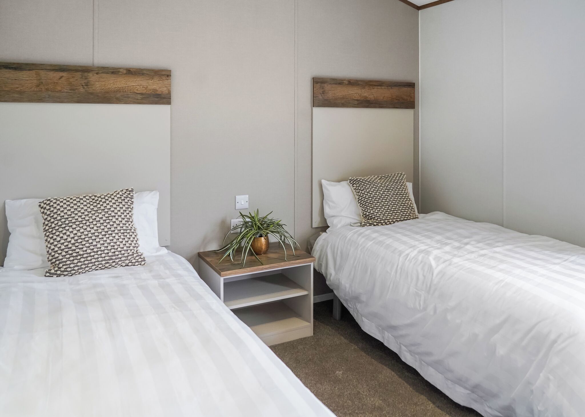 2 bedrooms