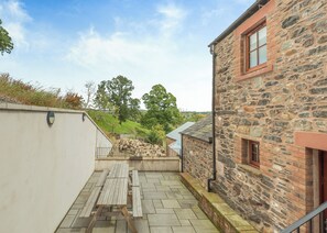 Outdoor dining - 4 bedroom accommodation in Troutbeck (Troutbeck)