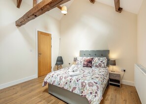4 bedrooms - 4 bedroom accommodation in Troutbeck (Troutbeck)
