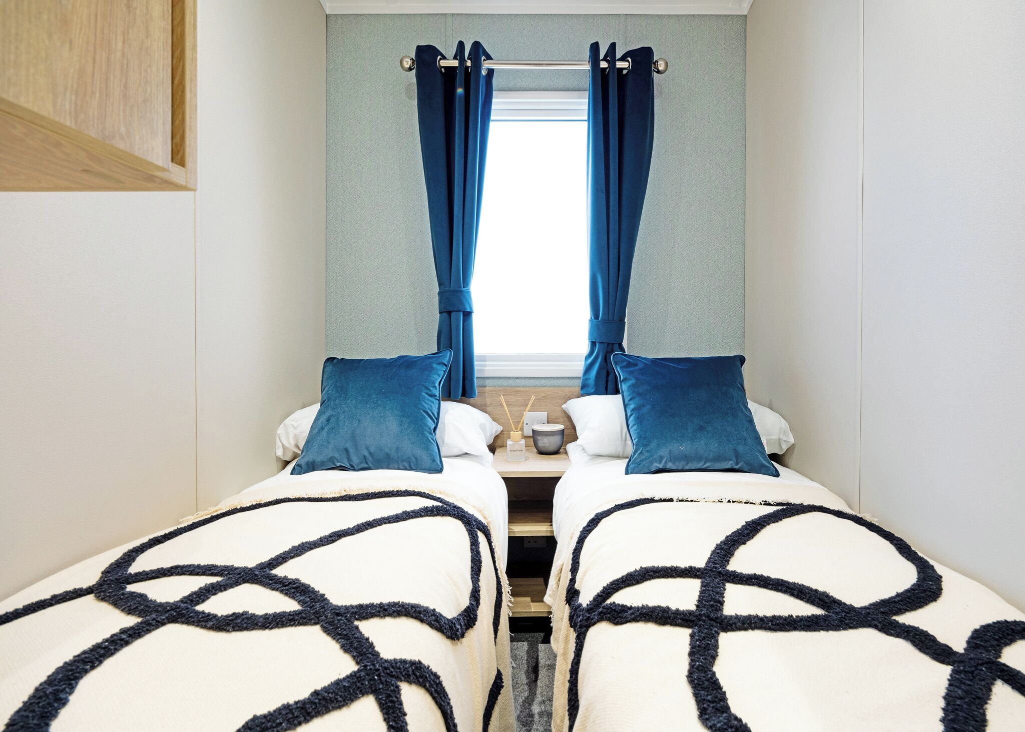 2 bedrooms