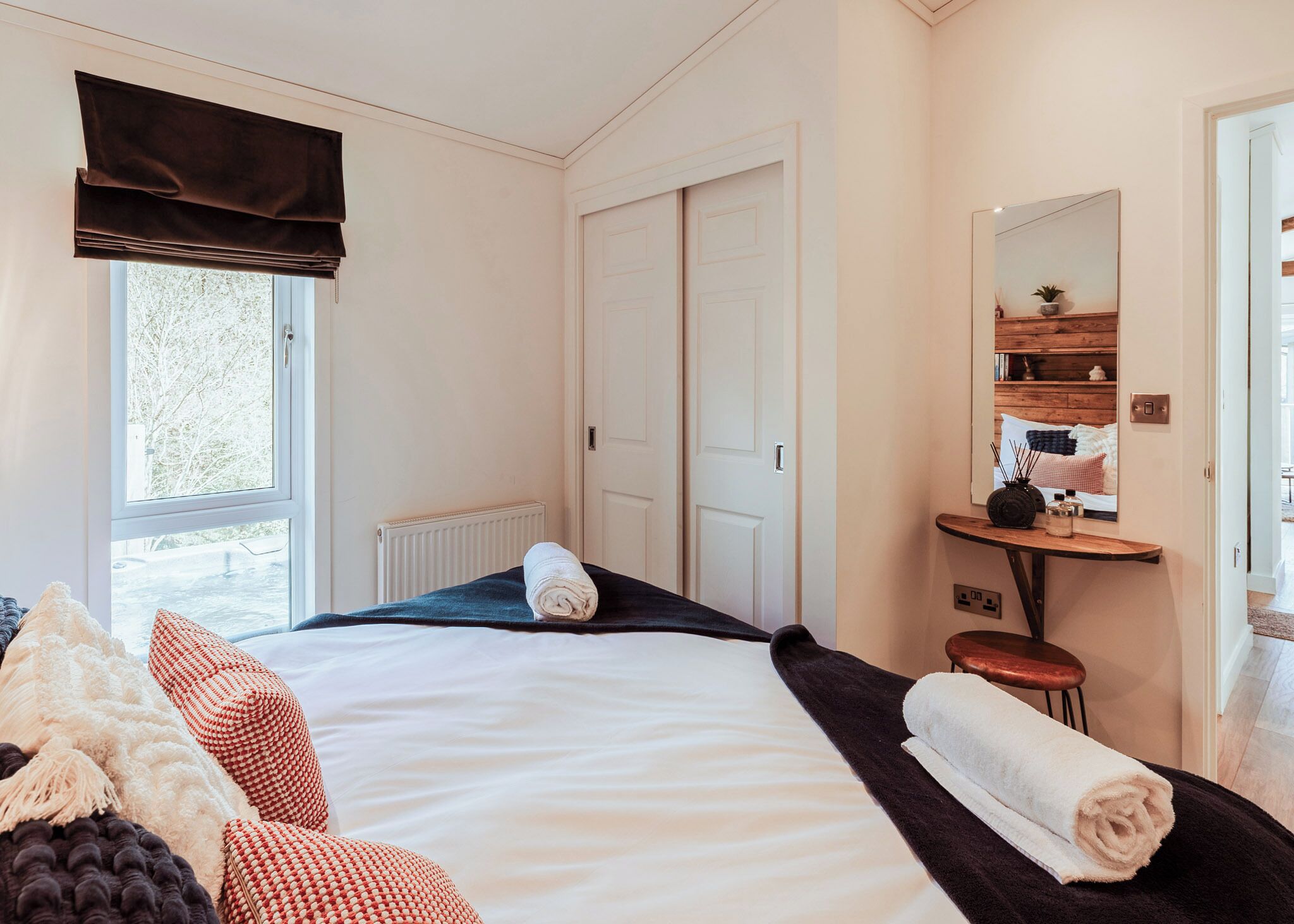 2 bedrooms, Internet