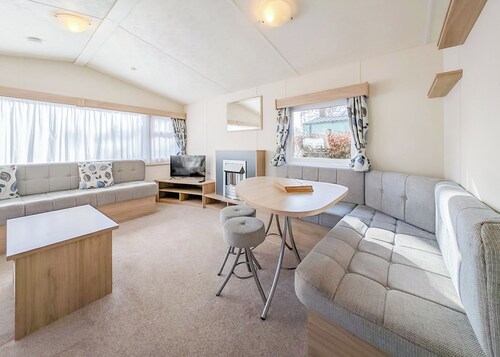 Silver 3 bedroom Caravan Pet Friendly