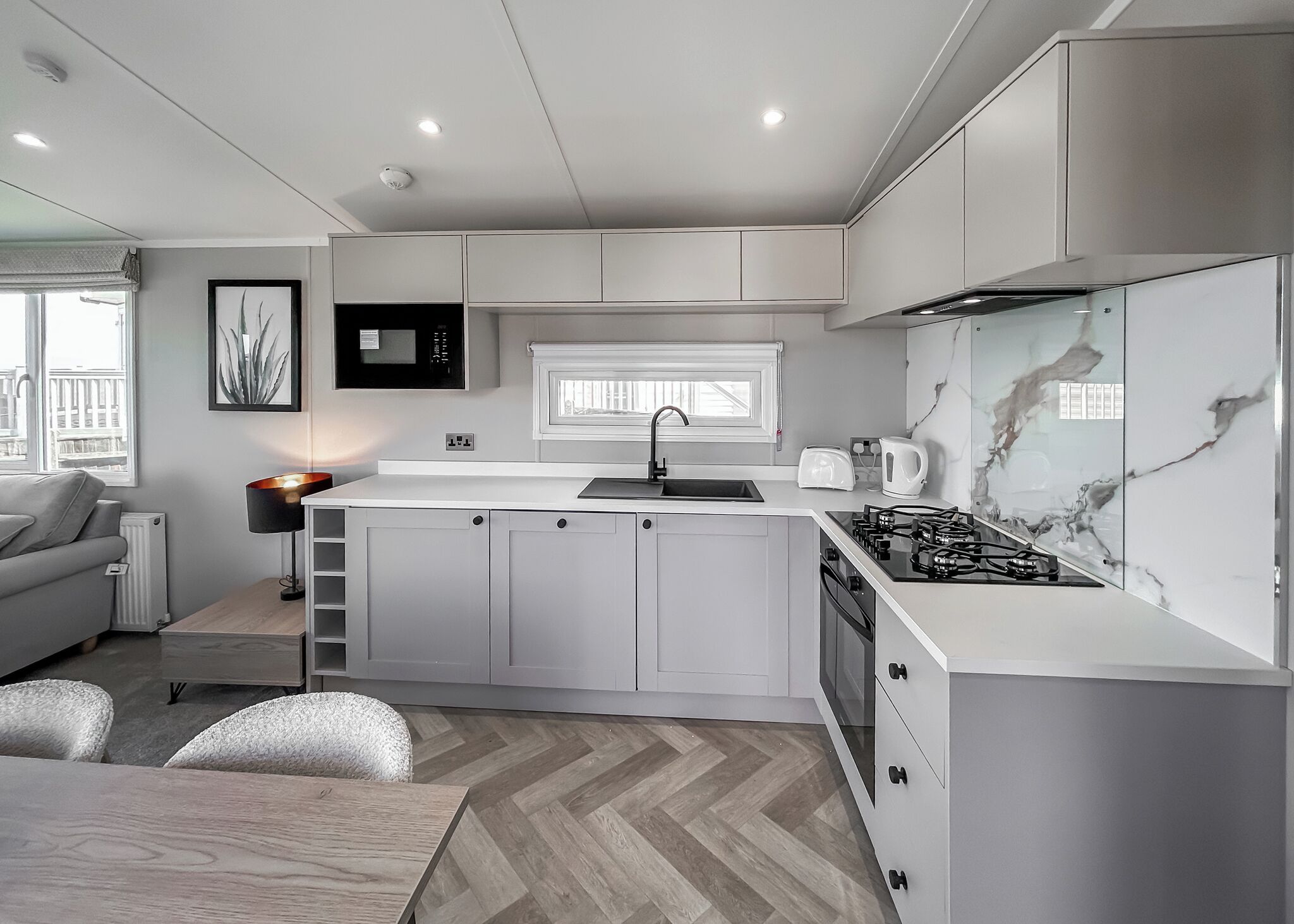 Fridge, oven, stovetop, toaster
