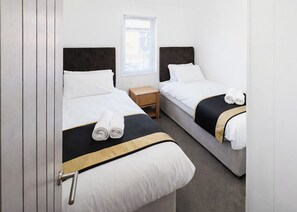 2 bedrooms