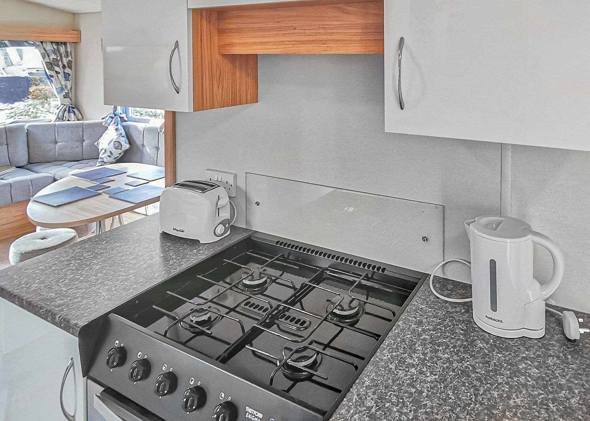Fridge, oven, stovetop, toaster