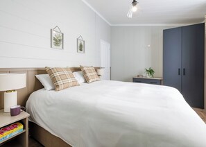 2 bedrooms
