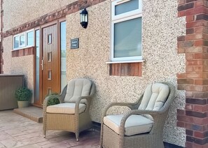 Terrace/patio - 2 bedroom accommodation in Isle Of Anglesey (Isle Of Anglesey)