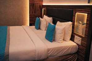 Deluxe Room, City View | Free WiFi
