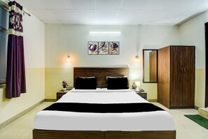 Room - Super Collection O Raja Park (Jaipur)