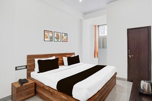 Room - DeluxeHotel Chinar Inn (Jaipur)