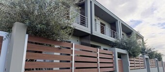 Gaia- A luxurious contemporary villa in a peaceful location