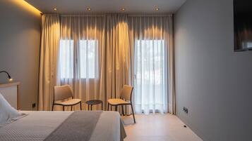 Premium Apartment, Garden View | Desk, laptop workspace, free WiFi