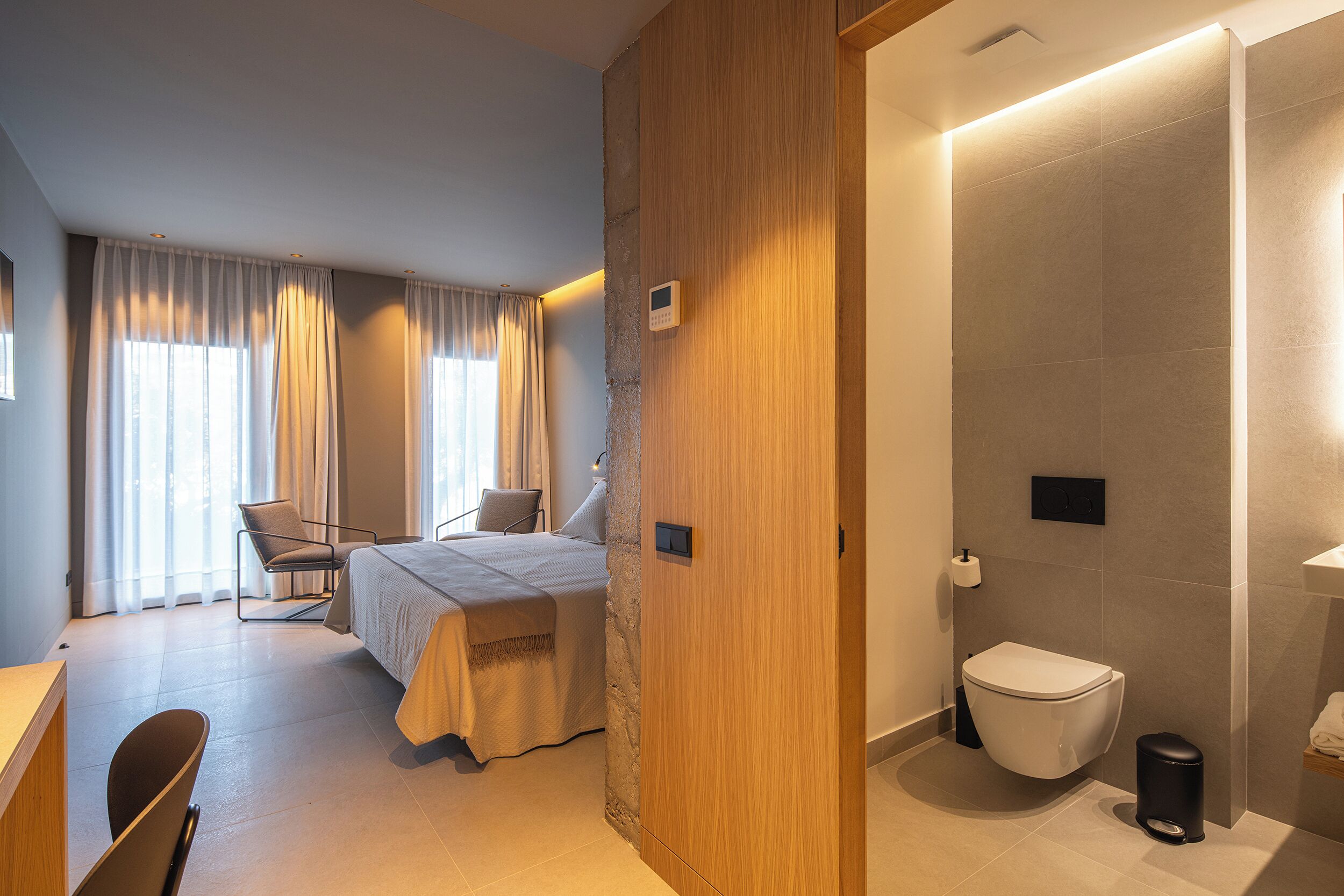 พรีเมียมอพาร์ทเมนท์, วิวสวน | โต๊ะทำงาน, พื้นที่ทำงานแบบใช้แล็ปท็อป, Wi-Fi ฟรี