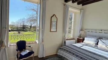 1 habitación, wifi y ropa de cama
