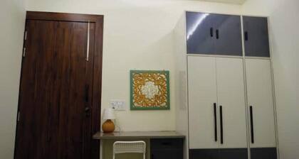 Shahatoot Stays – Elegant 2BHK Retreat in Dayalbagh, Agra
