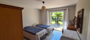 3 bedrooms, iron/ironing board, free WiFi - St Cyprien Sumptuous villa with pool (Saint-Cyprien)